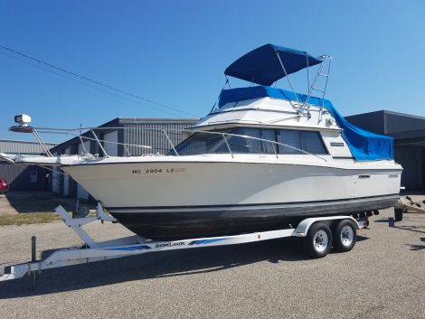 Boats For Sale in Grand Rapids, Michigan by owner | 1984 26 foot Carver Carver Santa Cruz