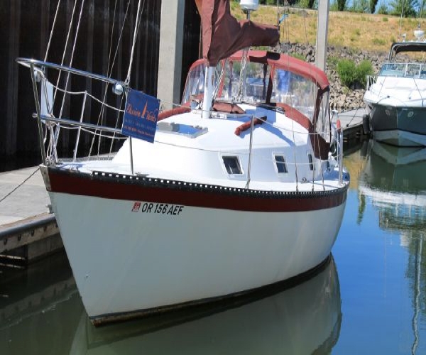 Sailboats For Sale in Oregon by owner | 1980 29 foot C & C Lancer