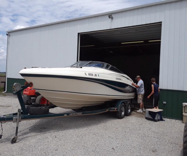 Power boats For Sale in Peoria, Illinois by owner | 1997 Rinker 232