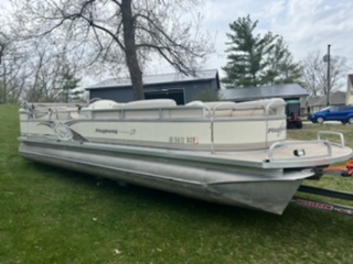 Used Boats For Sale in Indiana by owner | 1999 24 foot Playbuoy Marquis  Pontoon 