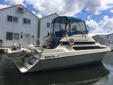 Used Power boats For Sale in Washington by owner | 1991 Carver 634 Santego