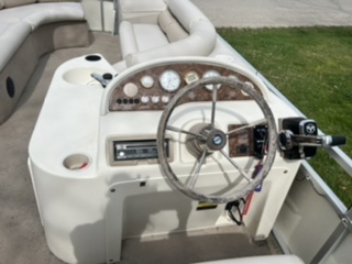 1999 24 foot Playbuoy Marquis  Pontoon  Pontoon Boat for sale in Wolcottville, IN - image 4 