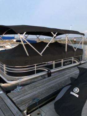 Used Boats For Sale in Ohio by owner | 2015 Sunchaser 8520 Lounger Runabout