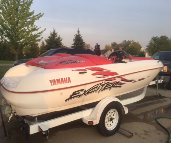 Used Yamaha Ski Boats For Sale in Michigan by owner | 1998 Yamaha Exciter 270