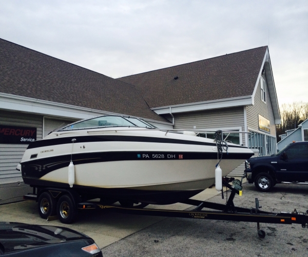 Power boats For Sale in Indianapolis, Indiana by owner | 2004 Crownline CC 235