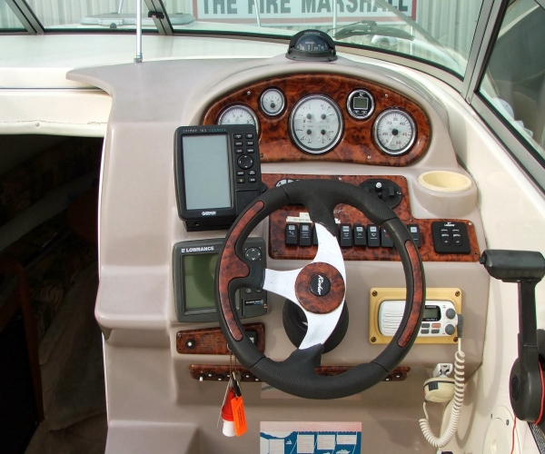 Used Rinker Boats For Sale by owner | 2004 Rinker Fiesta Vee 270