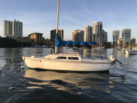 Used Catalina Sailboats For Sale in Florida by owner | 1987 Catalina Catalina 22