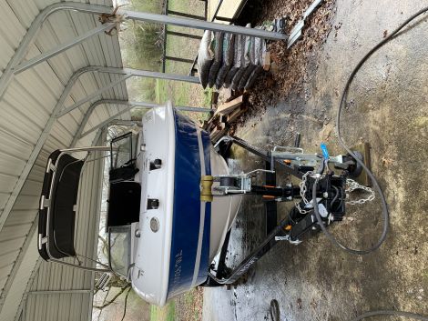 Ski Boats For Sale in Chattanooga, Tennessee by owner | 2016 Starcraft limited 1918