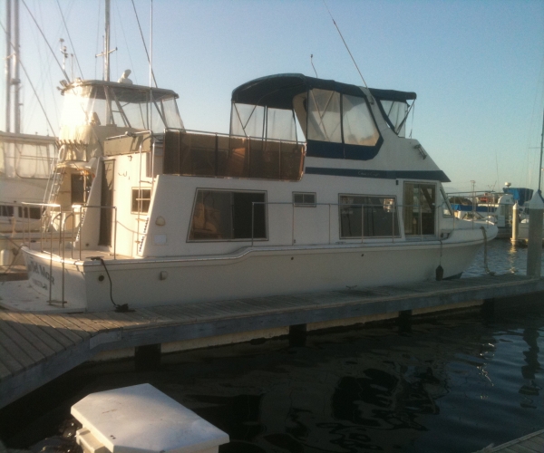 Chris Craft Power boats For Sale in California by owner | 1986 46 foot Chris Craft Yacht Home