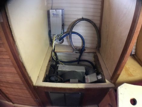 1989 44 foot Bruce Roberts pilot house cutter Sailboat for sale in Choctaw Beach, FL Used Sailboats For Sale by owner | 1989 44 foot Bruce Roberts pilot house cutter