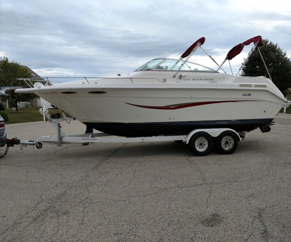 Sea Ray 270 Weekender Boats For Sale in Illinois by owner | 1993 Sea Ray 270 Weekender