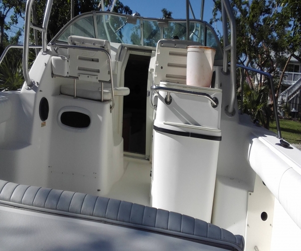 Used Boston Whaler Boats For Sale in Florida by owner | 2001 28 foot Boston Whaler Boston whaler conquest