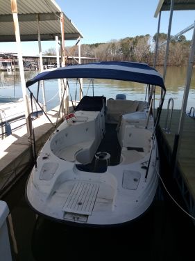 Used Deck Boats For Sale by owner | 2001 Cobia 256 Coastal Deck