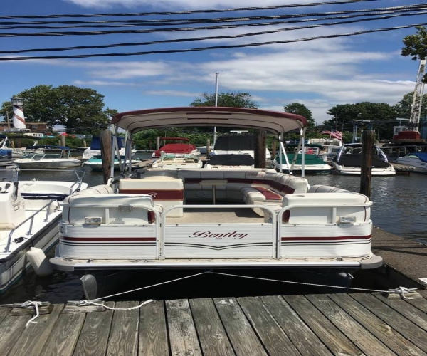 Pontoon Boats For Sale in Pennsylvania by owner | 2005 BENTLEY Cruise 200