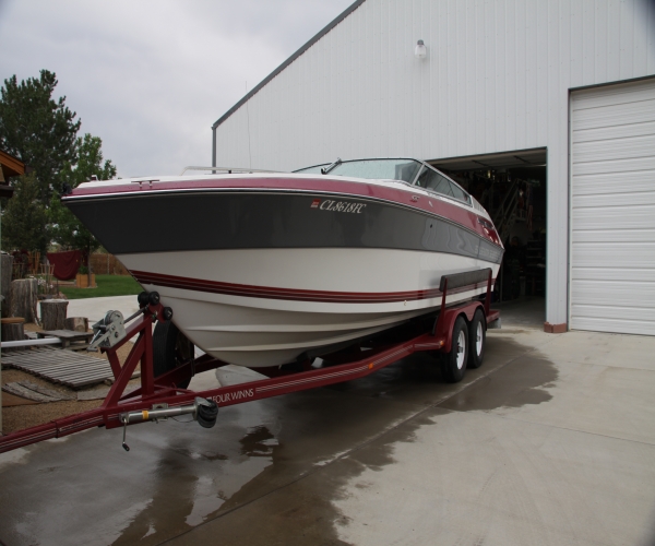 FOUR WINNS Boats For Sale by owner | 1990 FOUR WINNS 251 Liberator