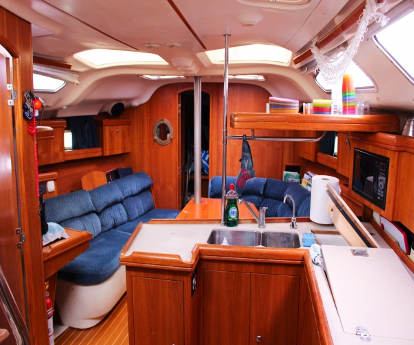 Used Boats For Sale in Spain by owner | 2002 Hunter Hunter 386