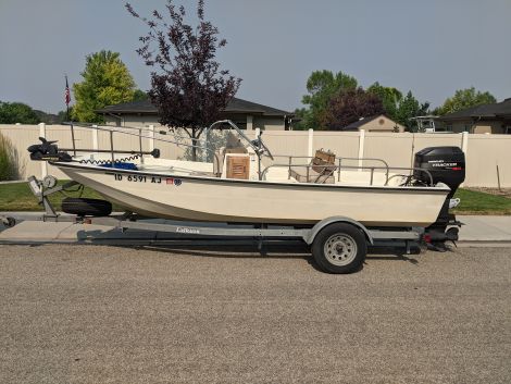 Boats For Sale by owner | 1986 Boston Whaler Montauk 17