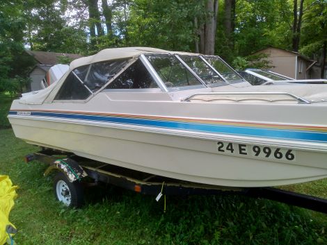 1978 16 foot Chrysler Sport fury Power boat for sale in Ontario, Canada - image 3 