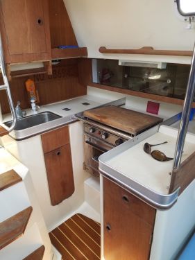 1985 Canadian Sailcraft CS30 Sailboat for sale in W Yarmouth, MA - image 8 