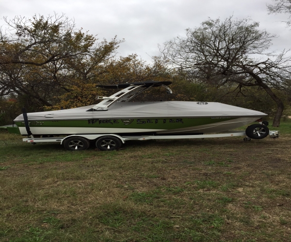 Used MALIBU Boats For Sale in Texas by owner | 2013 23 foot MALIBU wakesetter