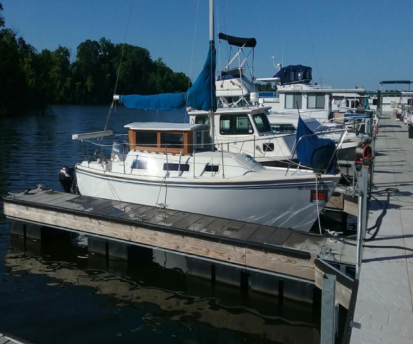 Used Boats For Sale in Durham, North Carolina by owner | 1985 Catalina Catalina 25