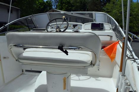 1996 Larson Cabrio 260 Power boat for sale in City of Spokane Valley, WA - image 4 