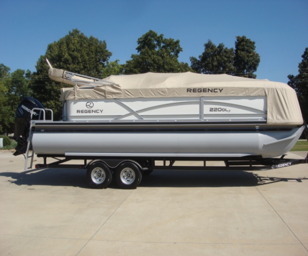 2017 SunTracker Regency DL3 Pontoon Boat for sale in Tulsa, OK - image 3 