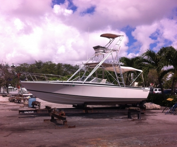 Boats For Sale by owner | 1971 24 foot BERTRAM Moppie Camper with Tower