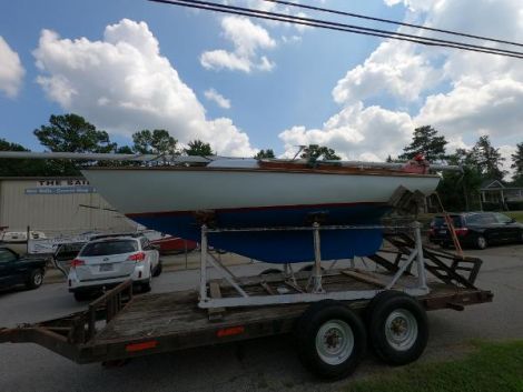 Ski Boats For Sale in Atlanta, Georgia by owner | 1982 19 foot CAPE DORY Typhoon