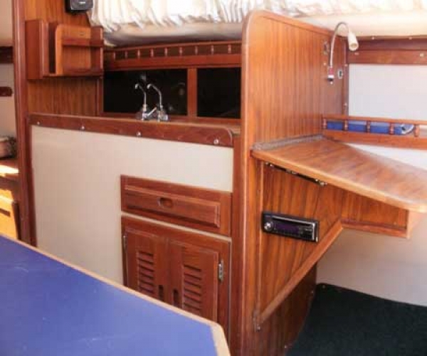 Used Boats For Sale in Reno, Nevada by owner | 1983 Cruiser Yachts Laguna 26S
